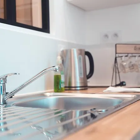 Le Baudelaire, T3 En Duplex تور